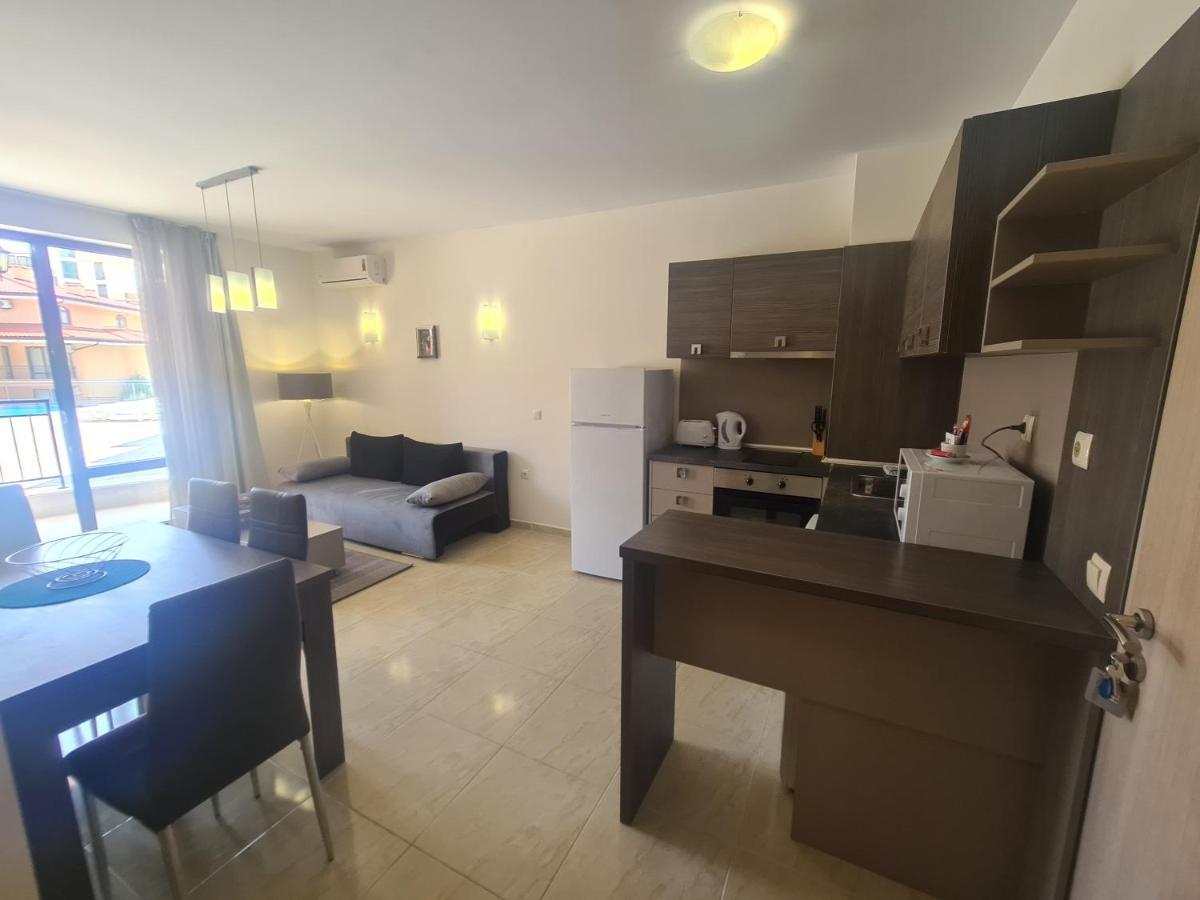 Private Apartment In Star Dreams Complex 스베티 블라스 외부 사진